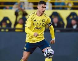 库里发布圣诞庆祝短片，穿的还是UA鞋